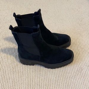 Sam Edelman Waterproof Chelsea boots, size 8